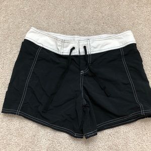 Tommy Bahama Womens board shorts